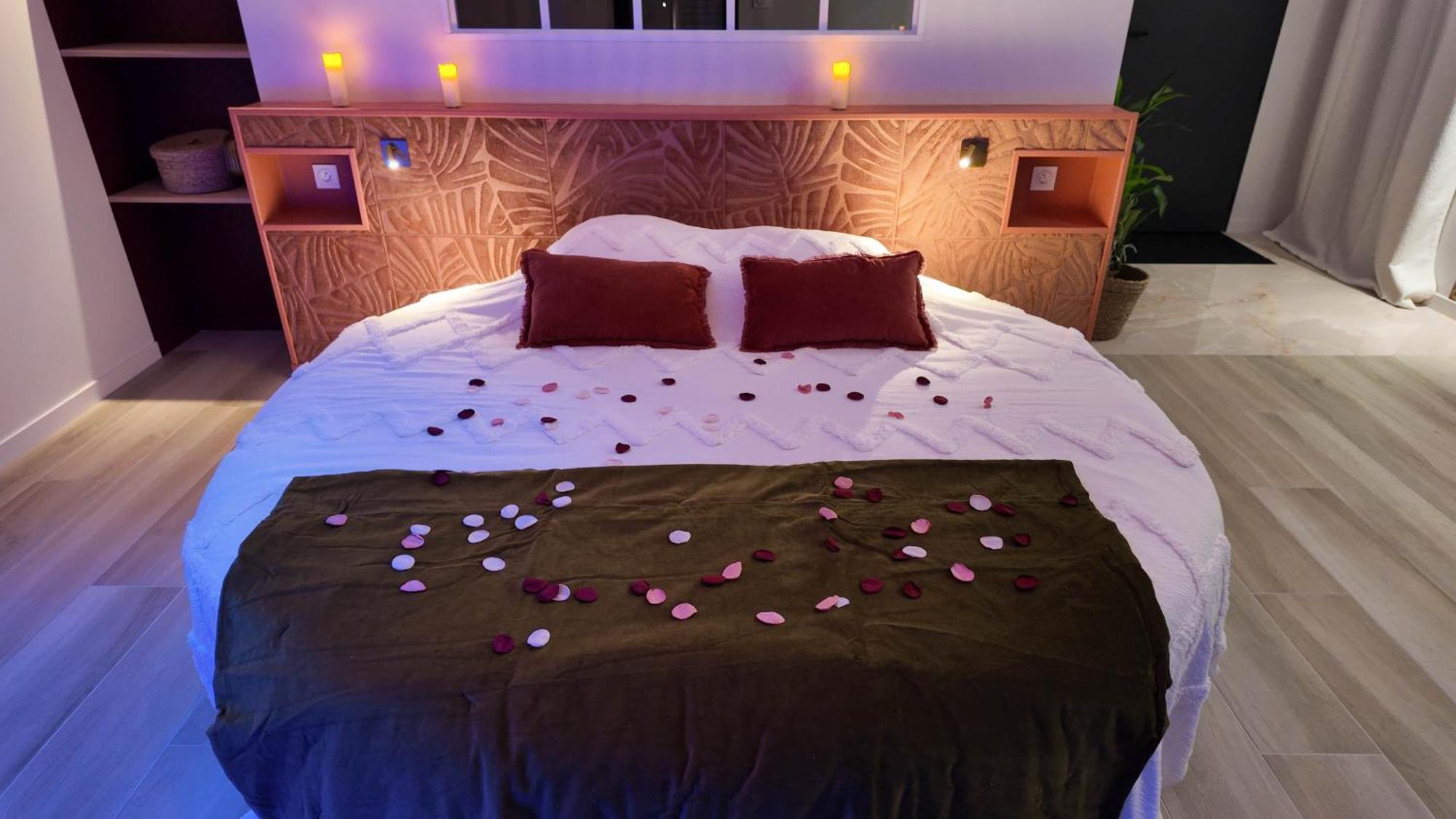 Les Suites Du Payre - Suite Romance Saint-Hilaire-de-Talmont Exterior foto