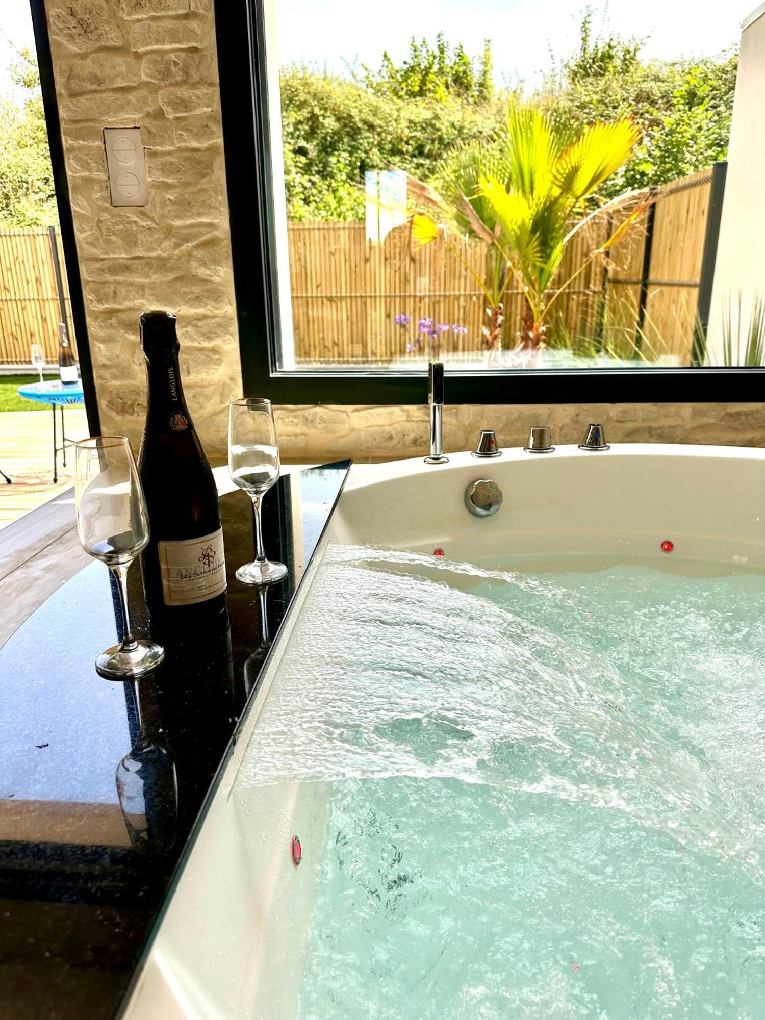 Les Suites Du Payre - Suite Romance Saint-Hilaire-de-Talmont Exterior foto